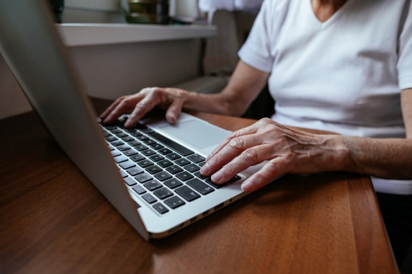 seniors-online-computer-stock-photo