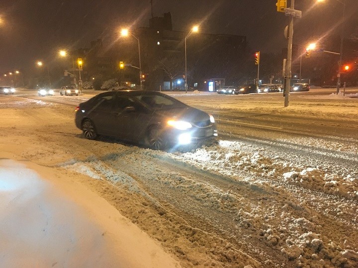 Winter Weather System Mixed With Snow Rain Hits Toronto During