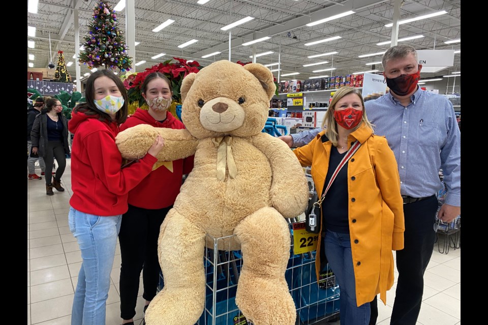 canadian tire giant teddy bear