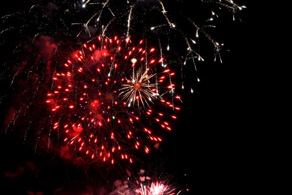 gm-burlington-canday22-fireworks-pmc-2