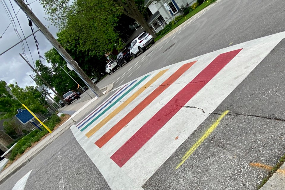 USED20240918georgetownrainbowcrosswalk