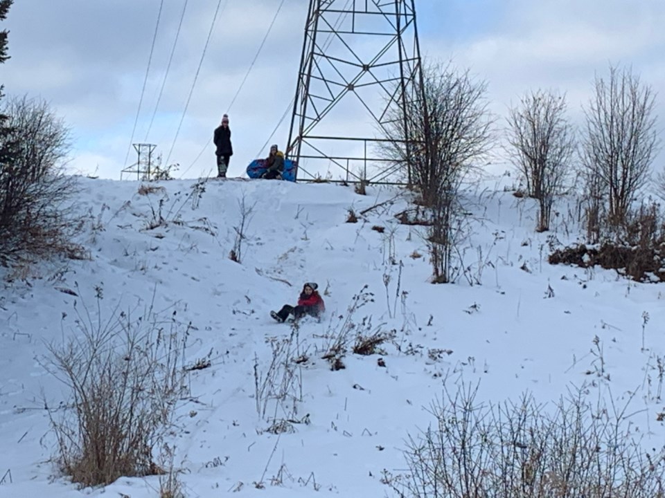 USED 2021 01 02 sledding Dennis hydro tower DK