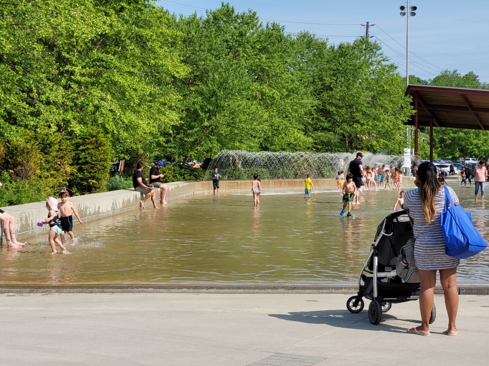 USED 2021 06 02 splash pad