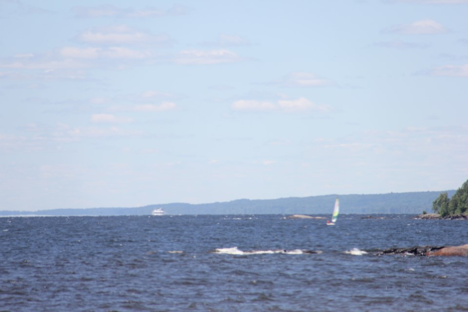 USED 2018-08-2goodmorning    1  Big and small boats on the lake. Photo by Brenda Turl for BayToday.