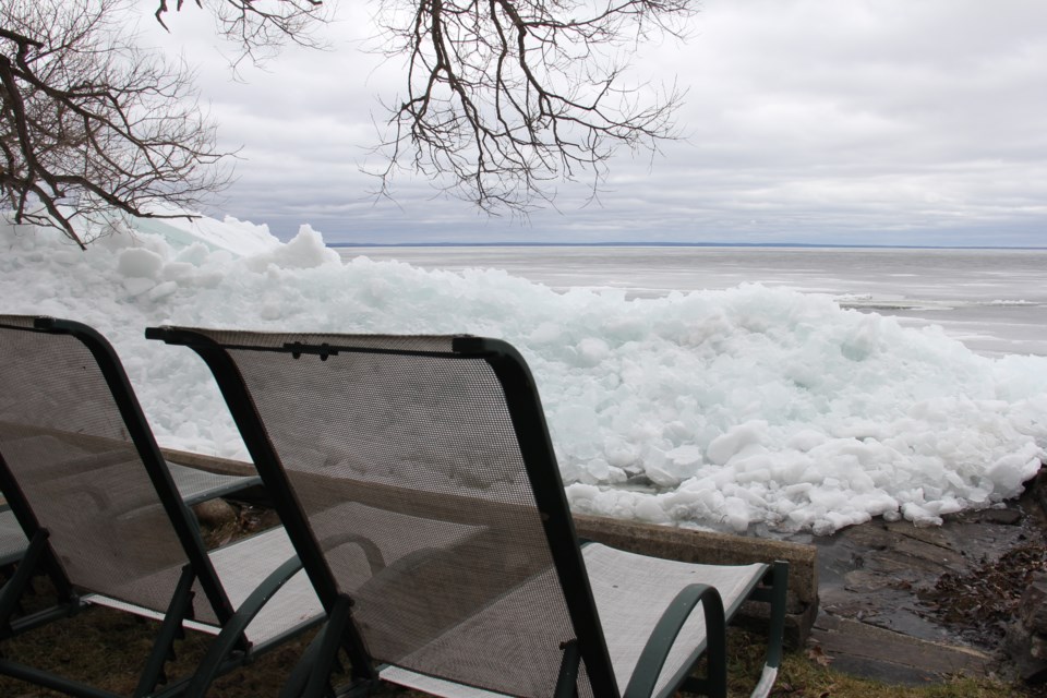 USED 2019-05-2goodmorning  7 A cool way to sunbathe. Photo by Brenda Turl for BayToday.