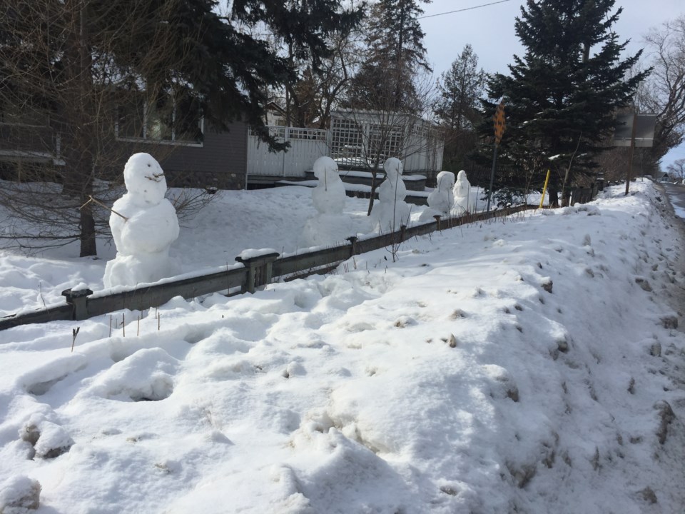 USED 2020-2-27goodmorningnorthbaybct 2 Snow people guards. North Bay. Photo by Brenda Turl for BayToday.