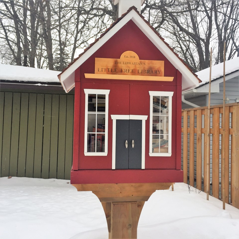 USED 2020-3-5goodmorningnorthbaybct  7 Little library on Premier Road. North Bay. Photo by Brenda Turl for BayToday.