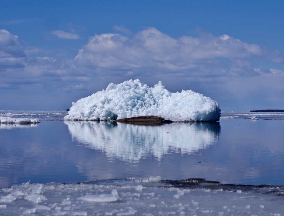 USED 2020-5-4goodmorningnorthbaybct  6 Lake Nipissing ice berg. North Bay. Courtesy of James Crockford.