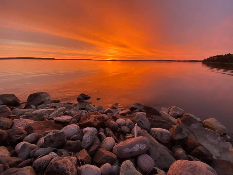 USED 2021-5-3goodmorningnorthbaybct  3Sunset. Lake Temiskaming. Martineau Bay. Temiskaming Shores. Courtesy of Lisa Neil.