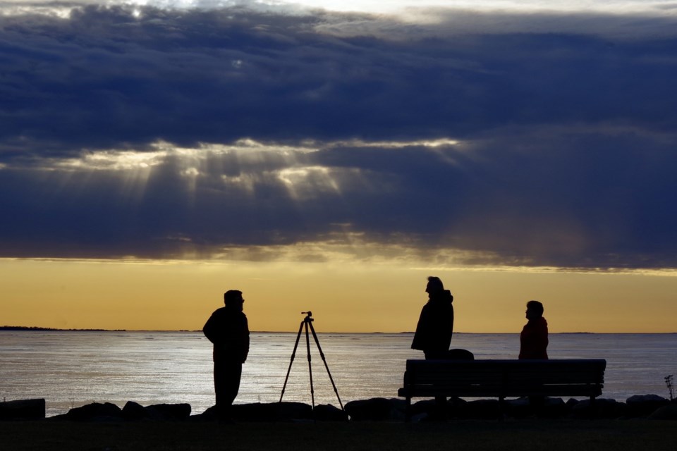 USED 2024-3-19goodmorningnorthbaybct-2-catching-some-rays-north-bay-keith-campbell