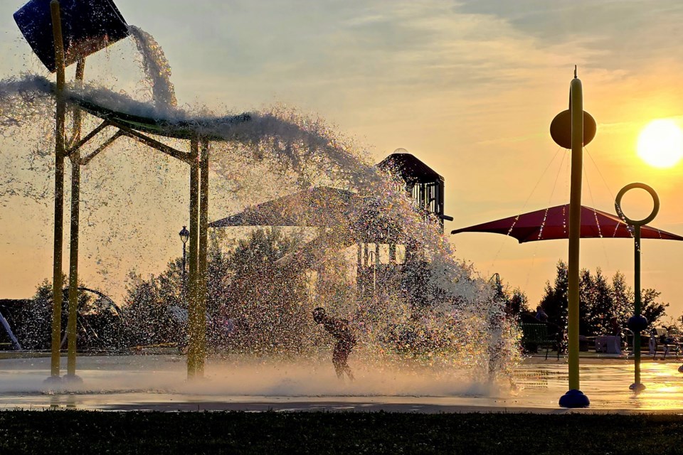 USED 2024-8-27goodmorningnorthbaybct-7-under-the-water-at-the-water-park-north-bay-neil-brown