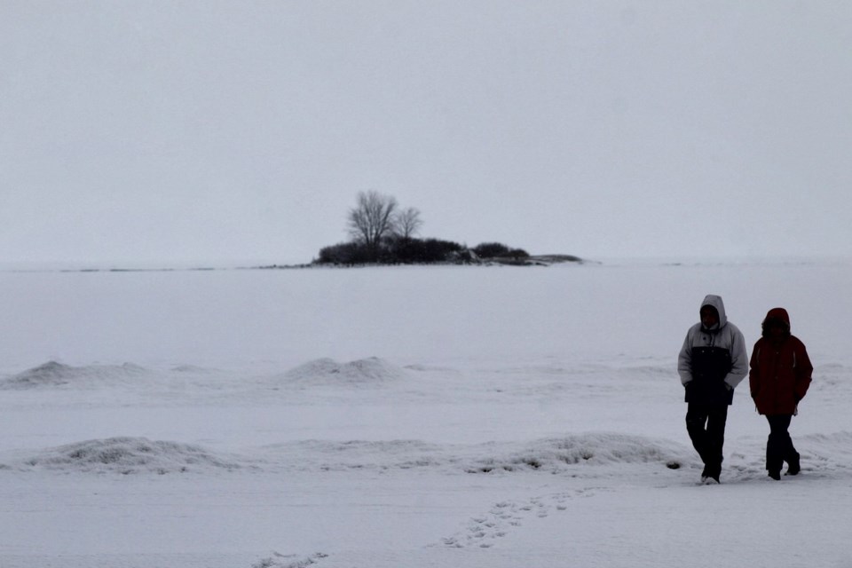 USED 2025-1-21goodmorningnorthbaybct-6-walking-on-the-lake-lake-nipissing-north-bay-garrett