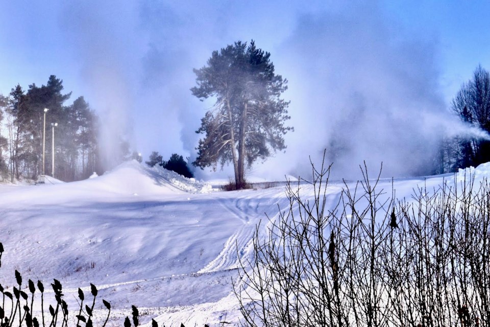 USED 2025-1-7goodmorningnorthbaybct-3-active-snow-guns-at-laurentian-ski-hill-north-bay-linda-mccarthy