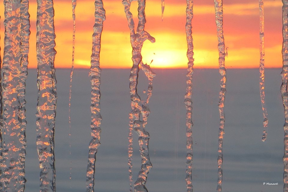 USED 2025-2-25goodmorningnorthbaybct-1-sunset-through-the-icicles-north-bay-peter-menard