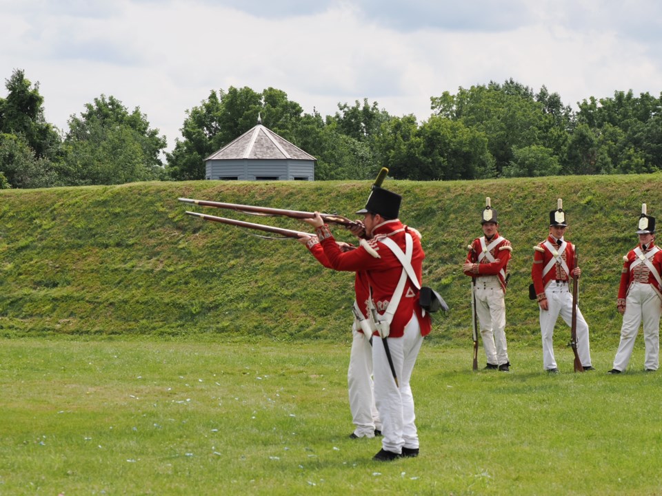 USED good-morning-aug-25-reenactment-at-the-fort