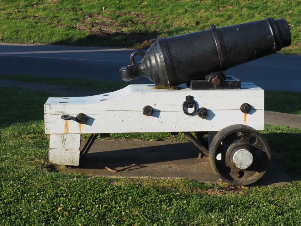 USED good-morning-july-14-carronade-navy-hall