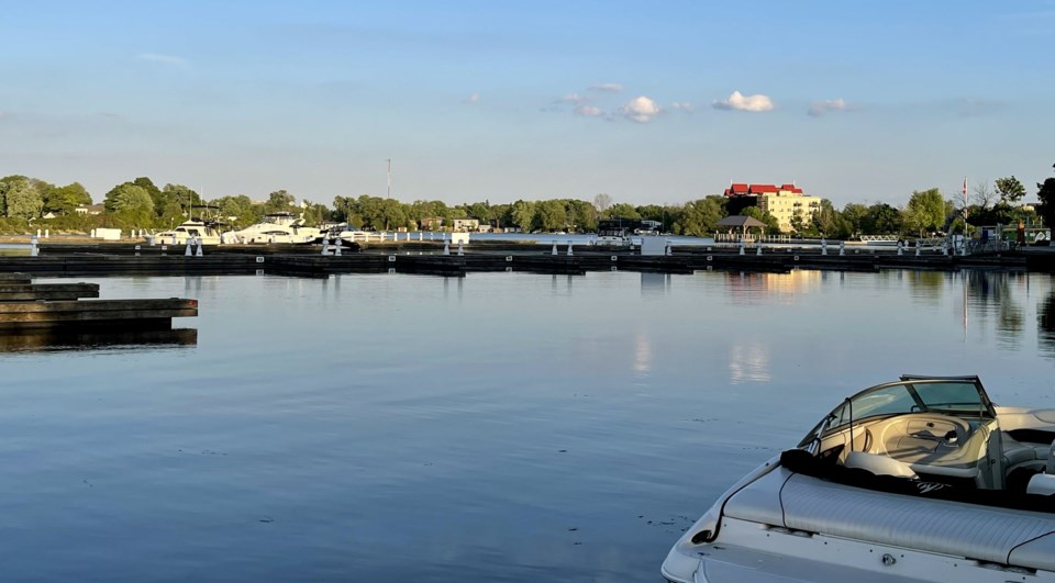 USED 2024-05-27-gm-few-boats-at-port-margot