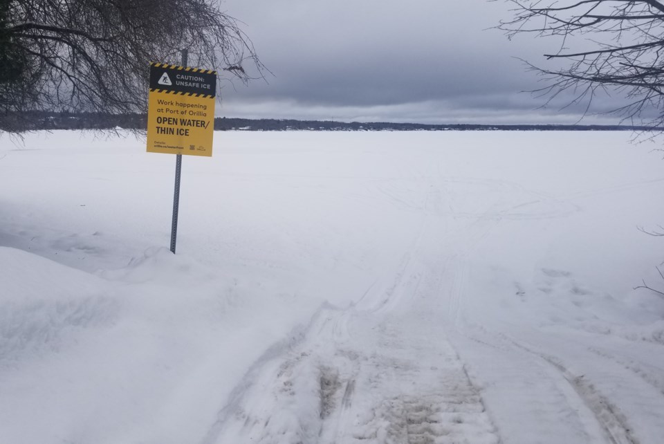 USED 2025-01-20-gm-thin-ice-sign-near-forest-ave-joella