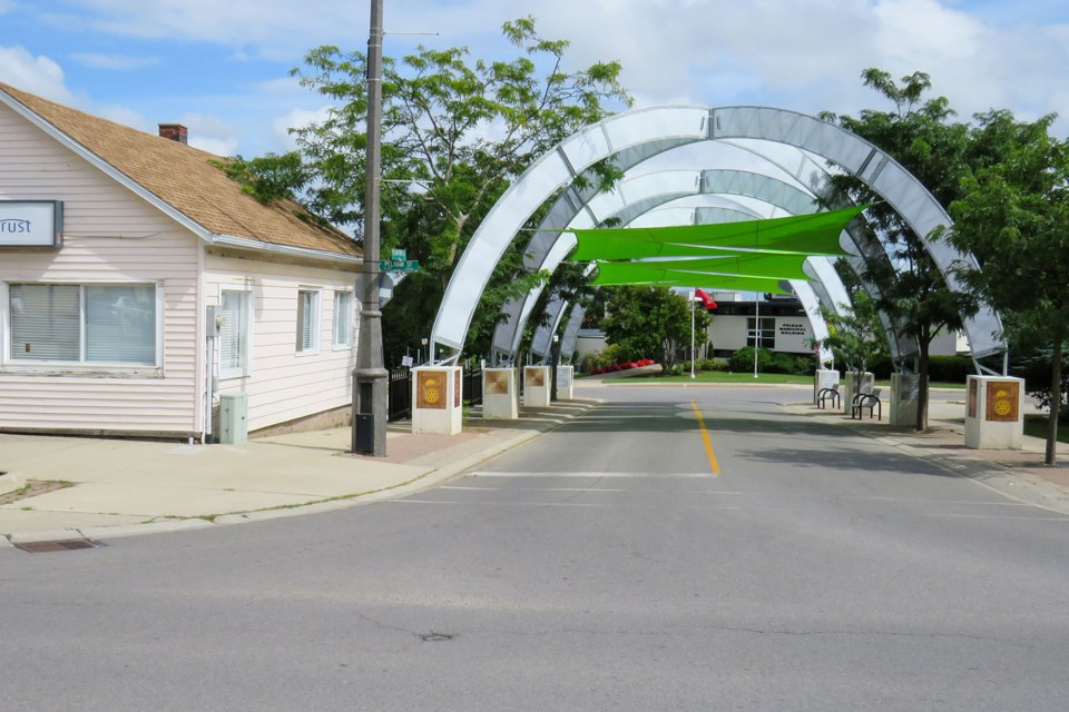 The Pelham Town Square Arches.