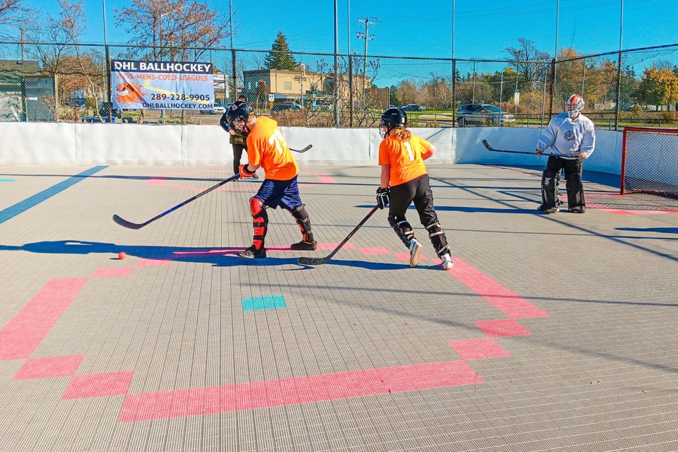 USED 2024-11-november-19-ball-hockey-7to12