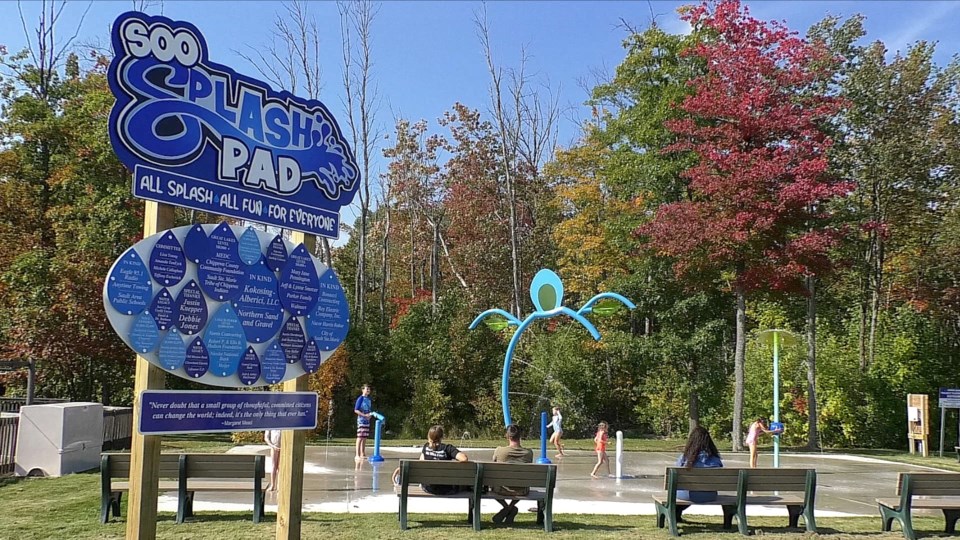 USED 09-27-2023-soo-splash-pad-vv