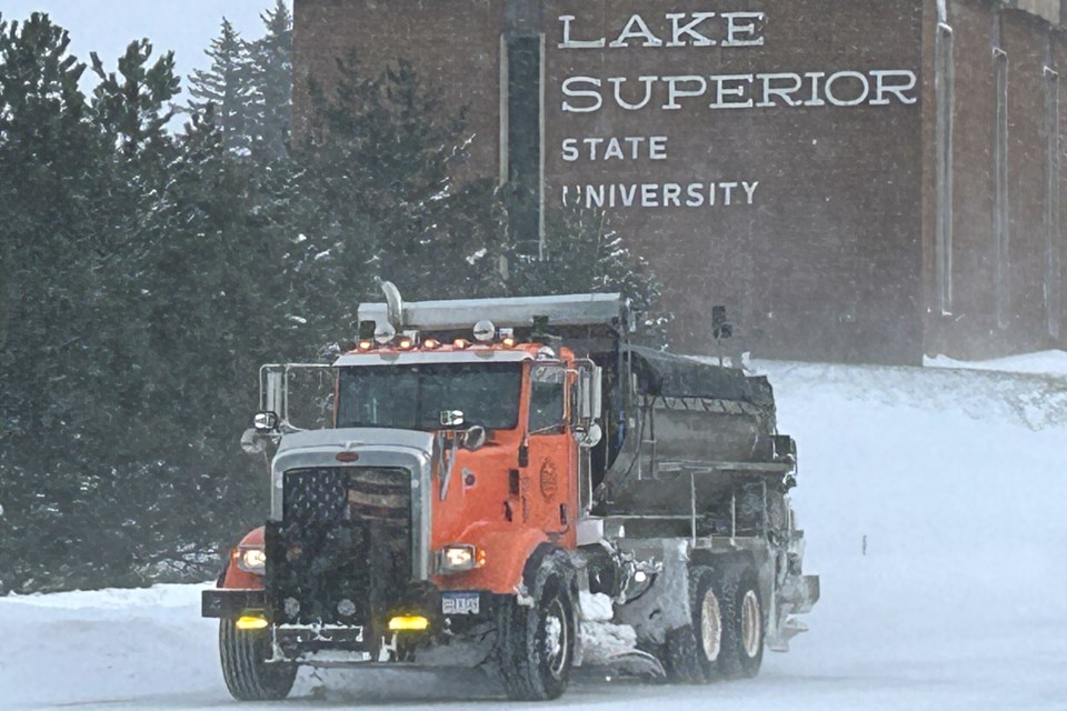 USED 20250104-sl-snow-plow-lssu1