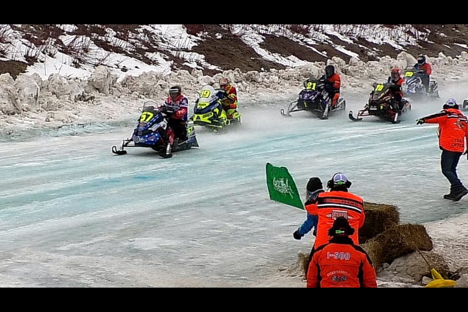 Green flag drops to start the I500 Snowmobile Race SooLeader
