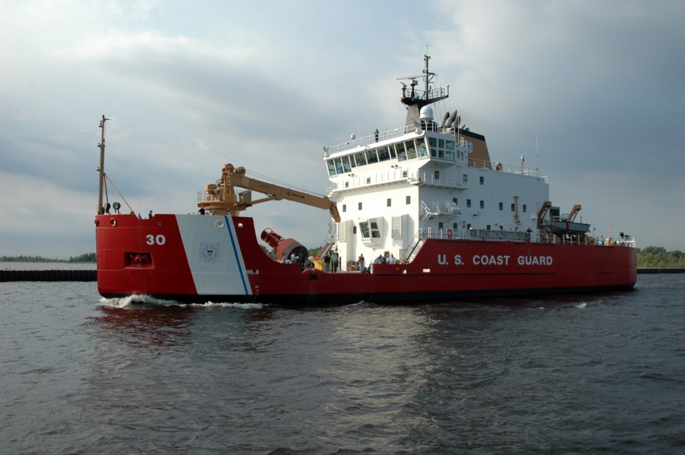 20250213-uscgc_mackinaw