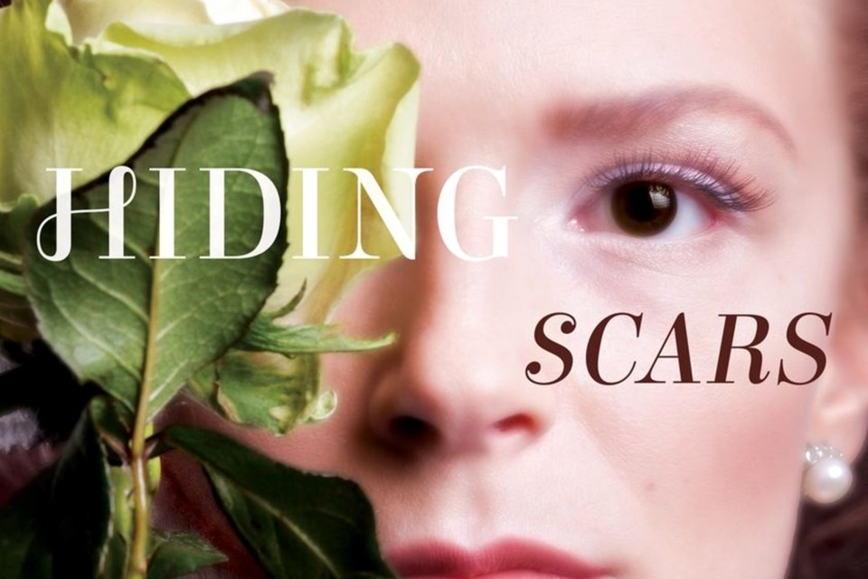 20230712hiding-scars