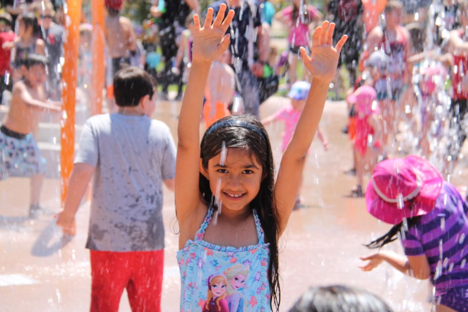 20190608-splash pad-DT-01