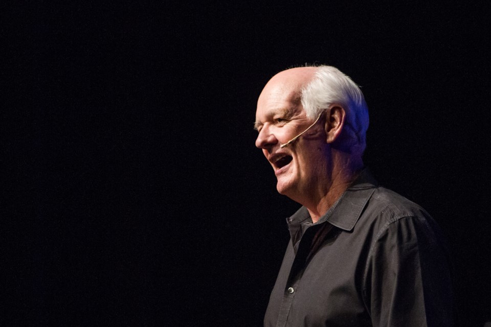 2016-05-06 Colin Mochrie Debra McGrath DMH-2