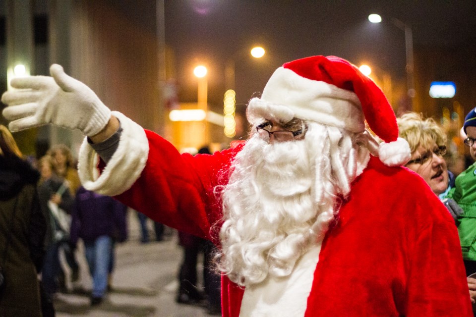 Downtown was bustling during Moonlight Magic on Thursday, Nov. 17, 2016. Donna Hopper/SooToday