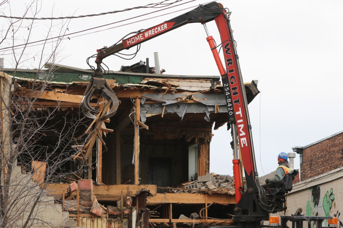 Labour ministry investigating health and safety concerns during building demolition