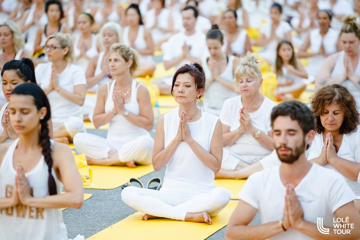 Lole Yoga White Tour Toronto