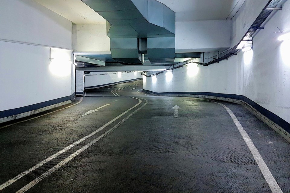 20240710-parking-garage