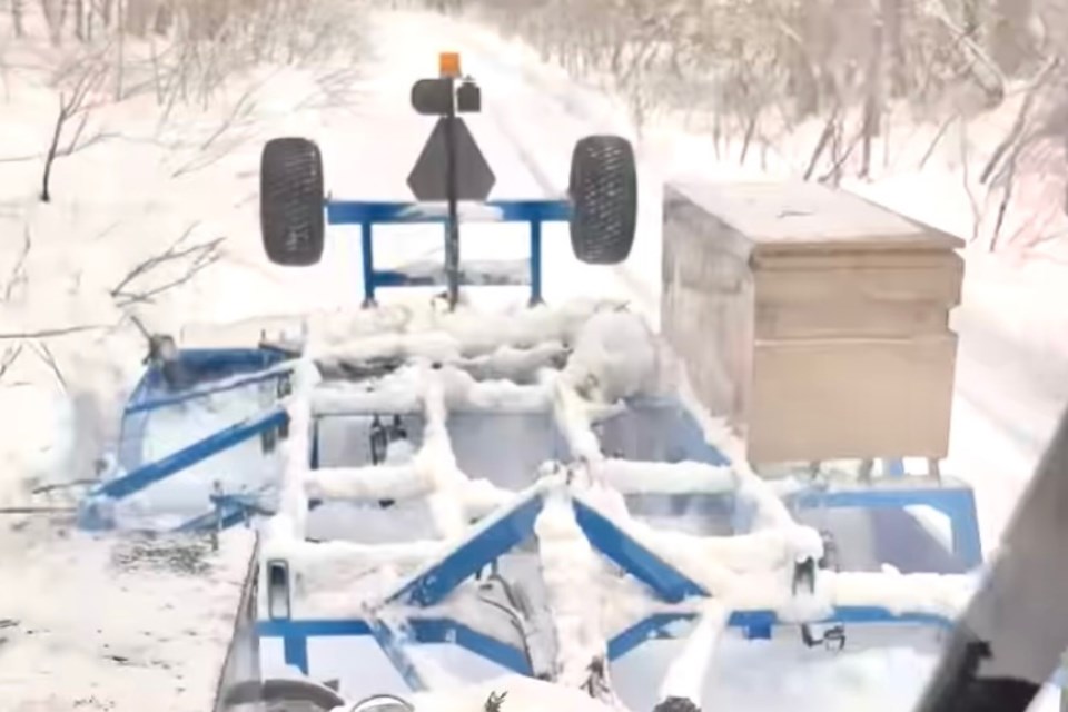 Sault Trailblazers groomer at work on Tuesday, Dec. 24, 2024