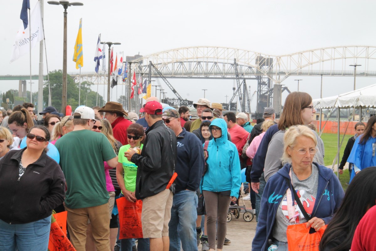 Crowds of visitors enjoy Engineer's Day at Soo Locks (28 photos