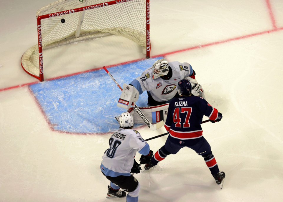 regina-pats-cameron-kuzma