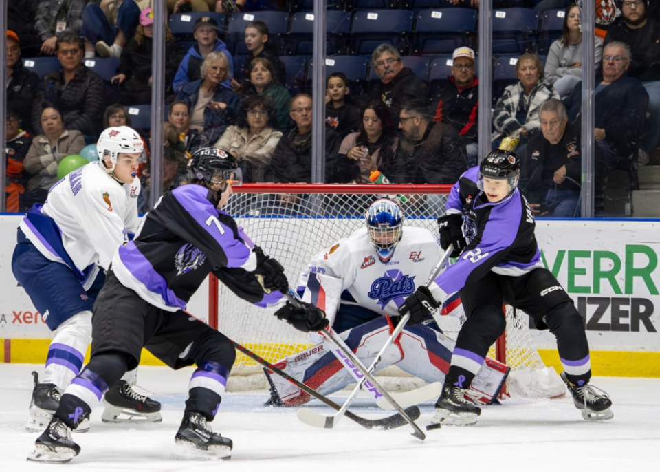 regina-pats-at-medicine-hat-october-26