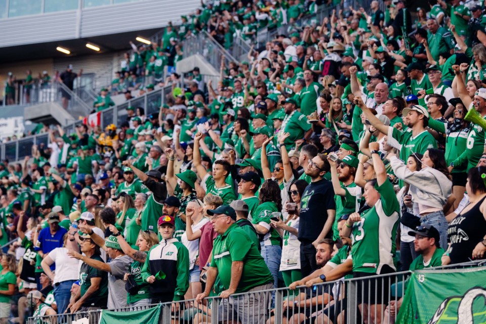 rider-nation-fans-1