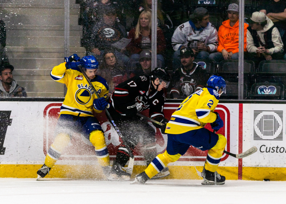 saskatoon-blades-at-red-deer-rebels-october-19