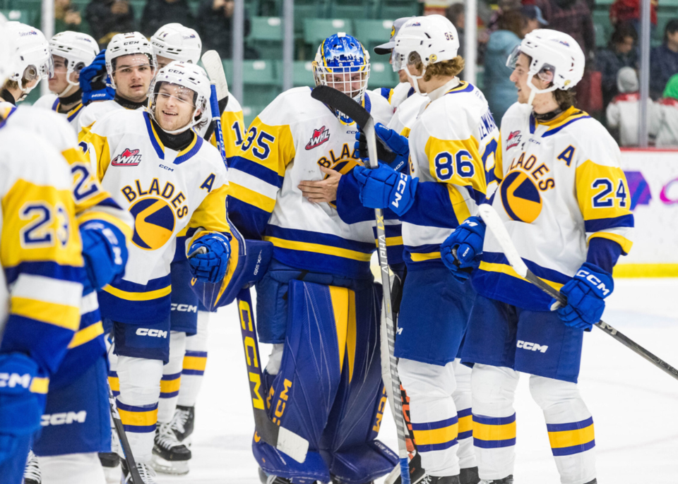 saskatoon-blades-celebrate-overtime-win-in-prince-george