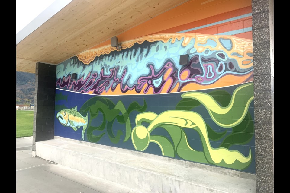 The mural on the washroom at Oceanfront ߣ as seen on Oct. 8.