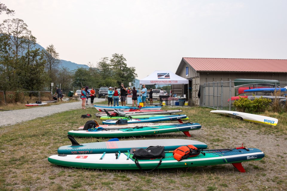 The ϰϲʿ¼ Paddling Club held a Paddle and Pancake event for its members on Sept. 8. 
Fun was had by all, by the looks of it.