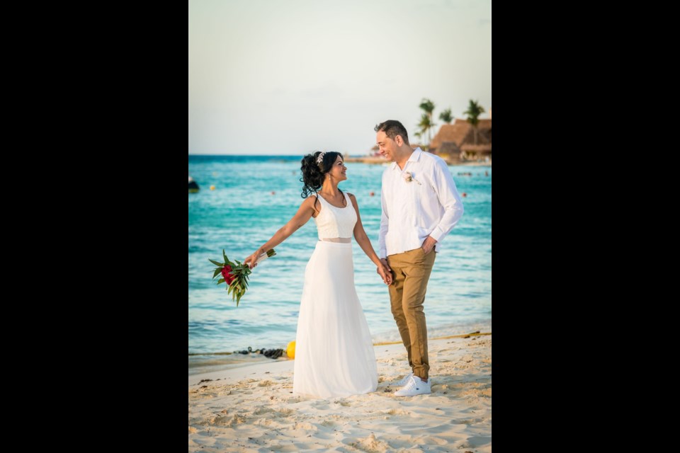 Mauro Castellanos and his wife  Betsabe Castellanos at their wedding in Cancun, Mexico, taken less than two weeks after Castellanos was freed by his captors in Venezuela.