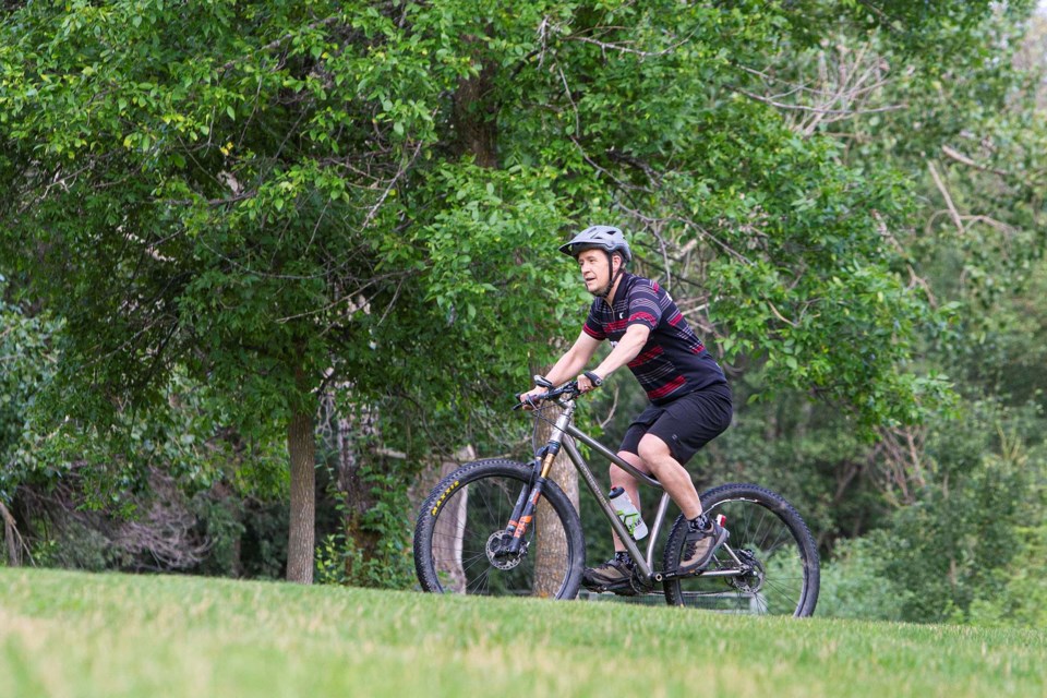 Everesting Is No Sweat For Mountain Biker Stalberttoday Ca