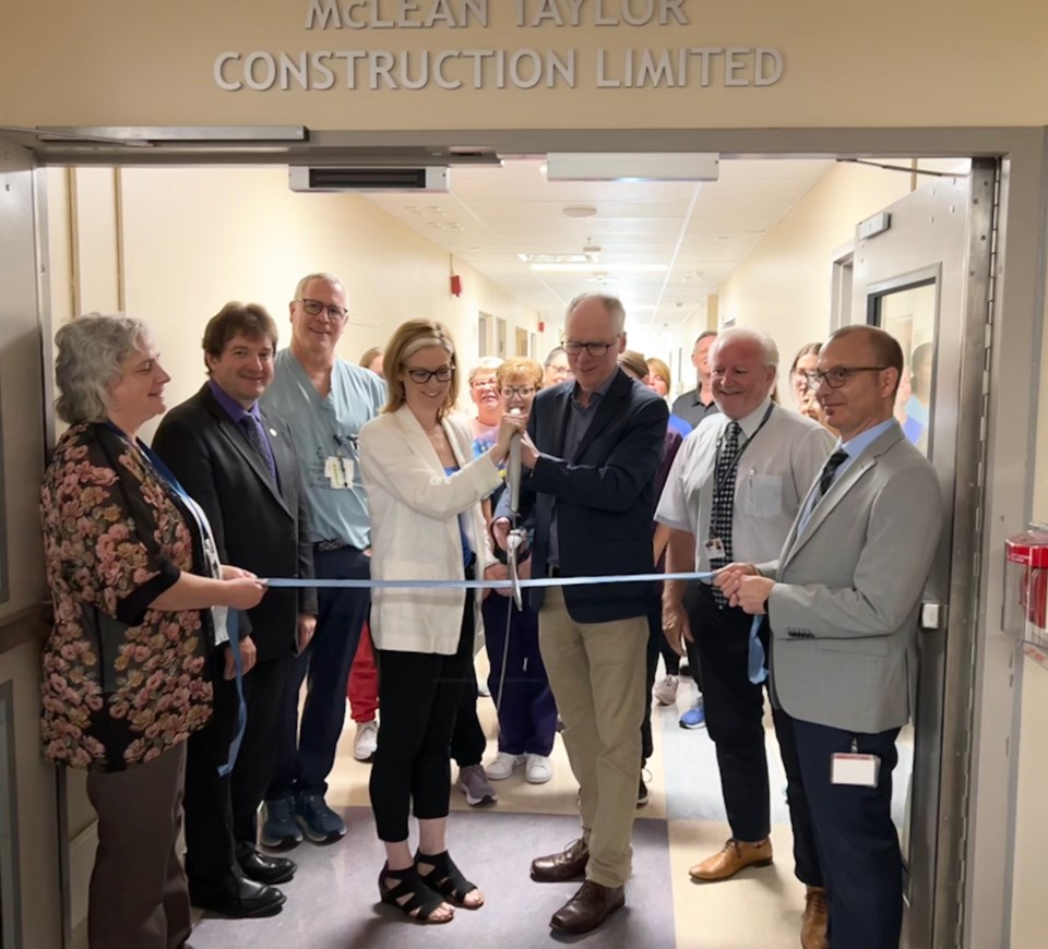 20240722-ribbon-cutting