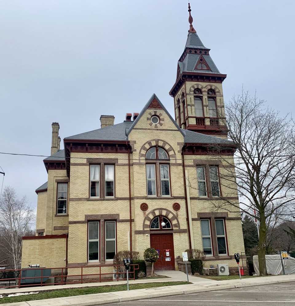 perth-county-courthouse-1