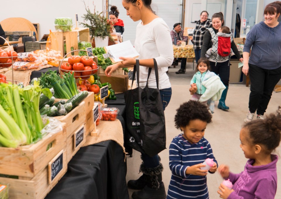 market-at-the-local-community-food-centre