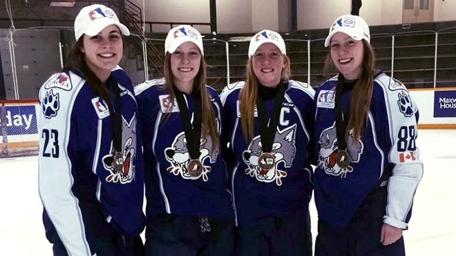 Hockey community in mourning: Condolences pour in for Lady Wolves alum ...